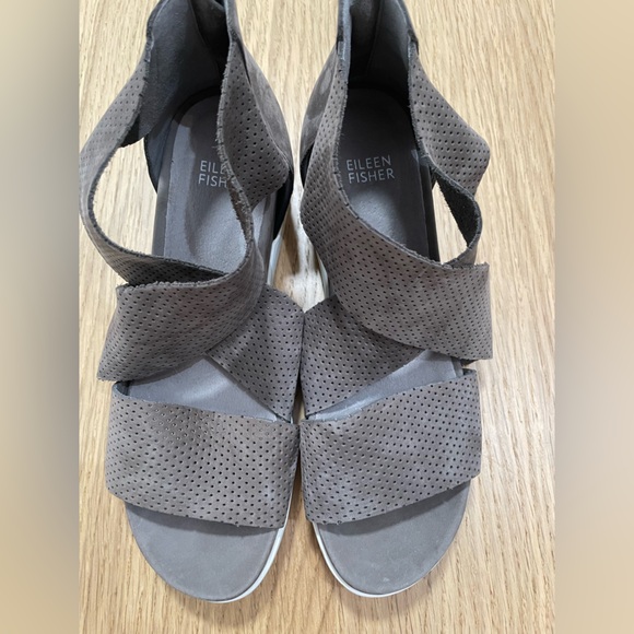 EILEEN FISHER Sport 2 Sneaker Sandal in grey perforated leather, Sz 8 - Picture 2 of 10